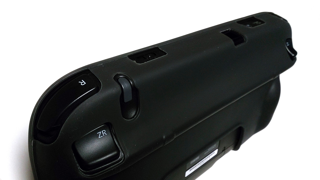 充電スタンド対応 もち肌カバー for WiiU GamePad」フォトレビュー | スターミント